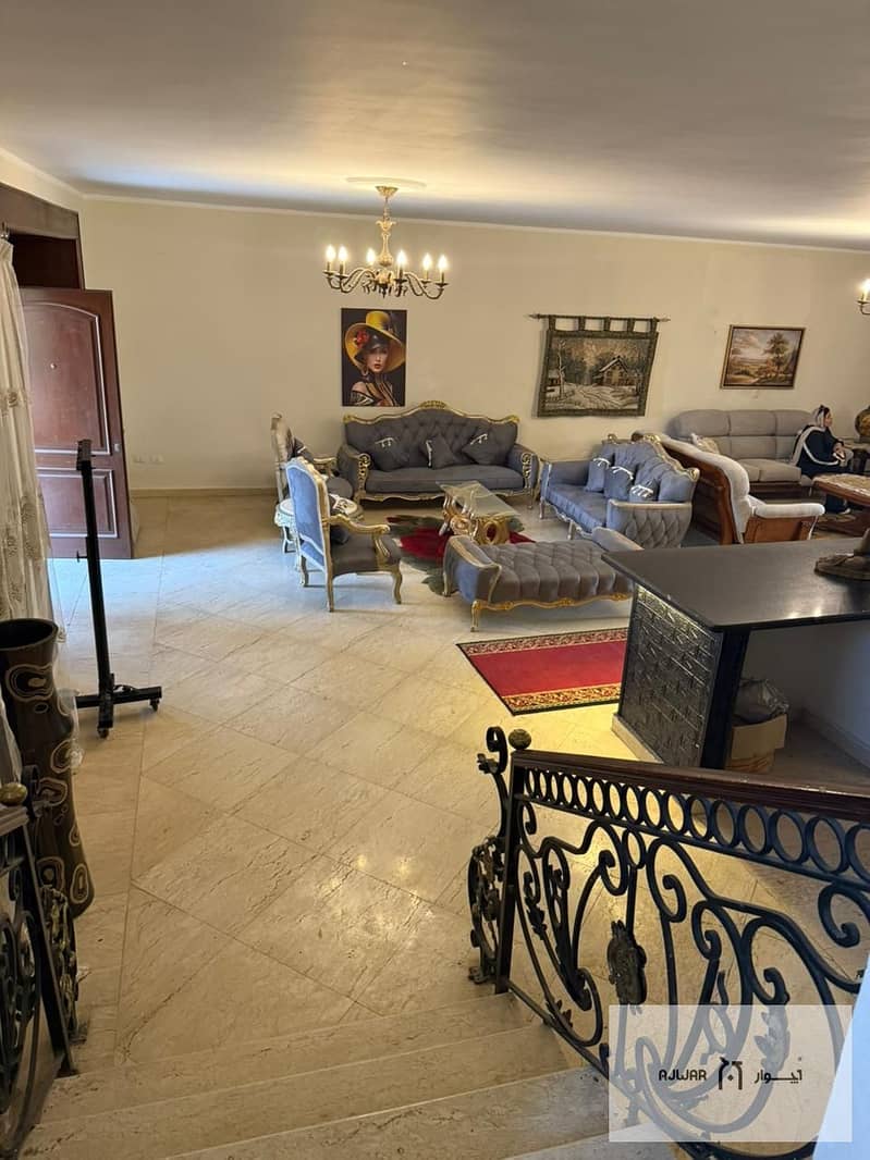 3 027656ad-01f2-4602-9bf3-4e49e3379a03. jpg