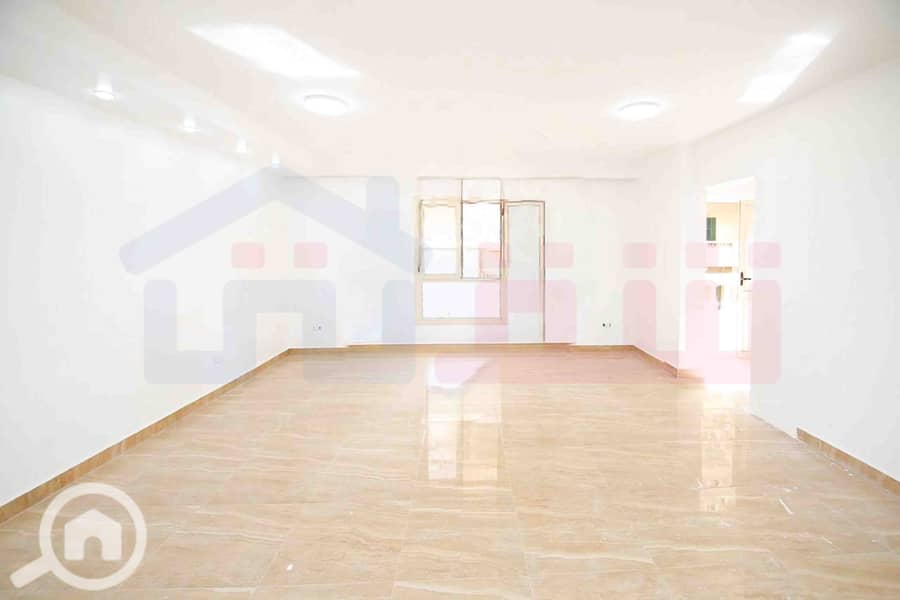 6 WhatsApp Image 2025-12-23 at 11.48. 27. jpg