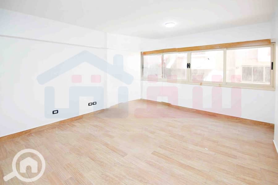 11 WhatsApp Image 2025-12-23 at 11.48. 31. jpg