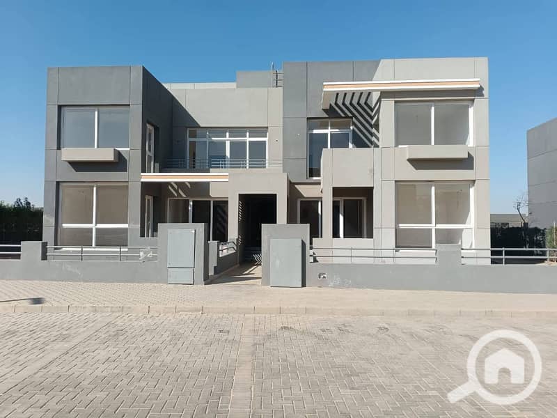 8 572952122_2370023223434864_4867790966120123806_n. jpg