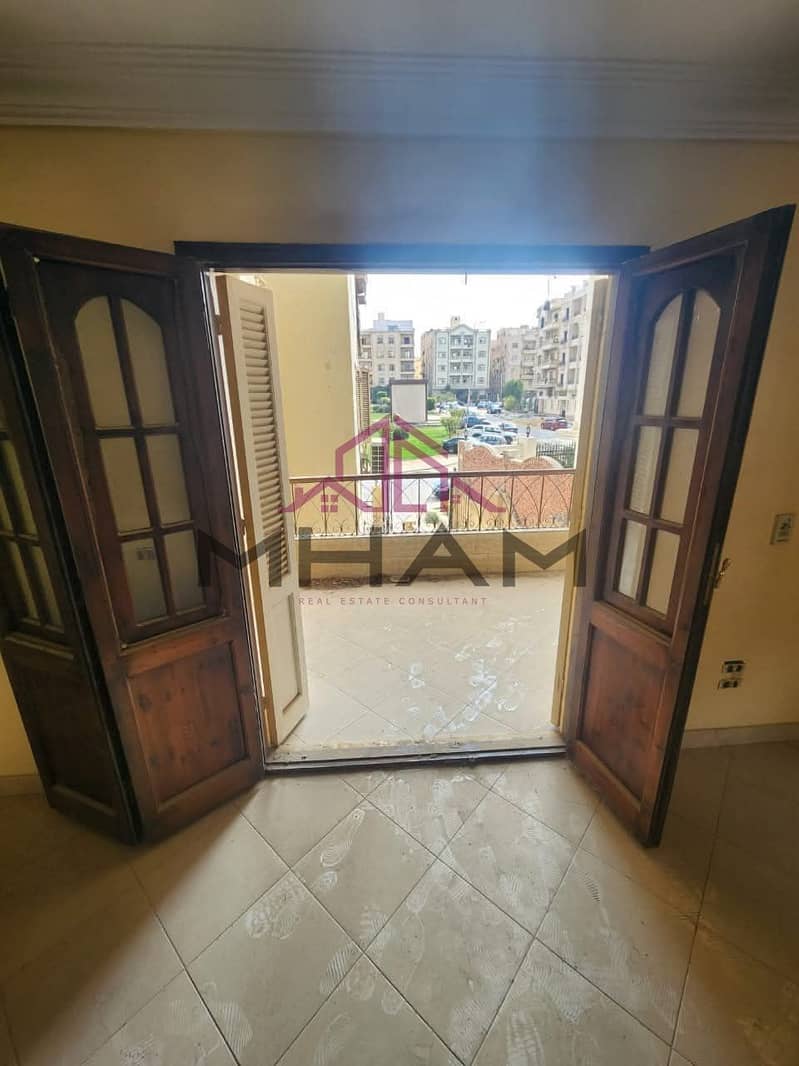 5 photo_5908935243731766062_y. jpg