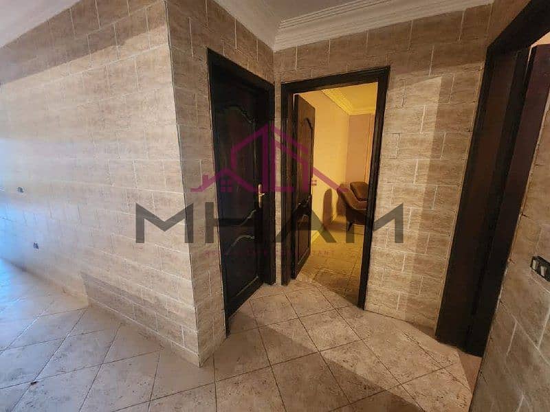 10 photo_5908935243731766069_x. jpg