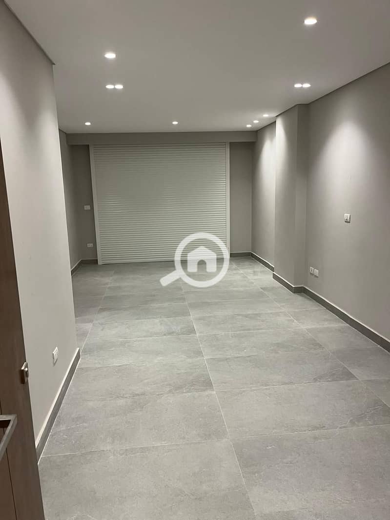 6 WhatsApp Image 2025-11-19 at 12.25. 58_56001527. jpg