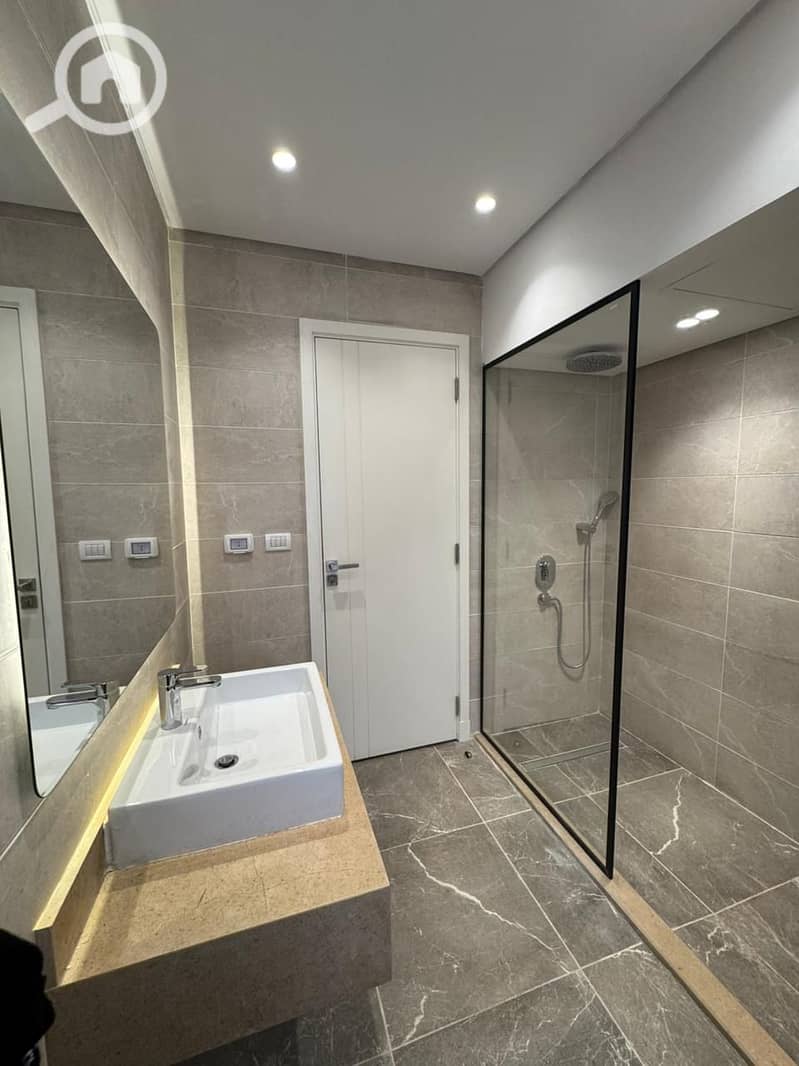 8 WhatsApp Image 2025-12-24 at 12.17. 11 PMdww. jpeg