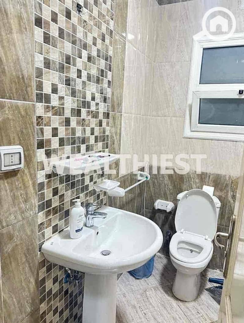 10 faaceeae-14d7-43ec-bad9-3f4688e57988. jpg