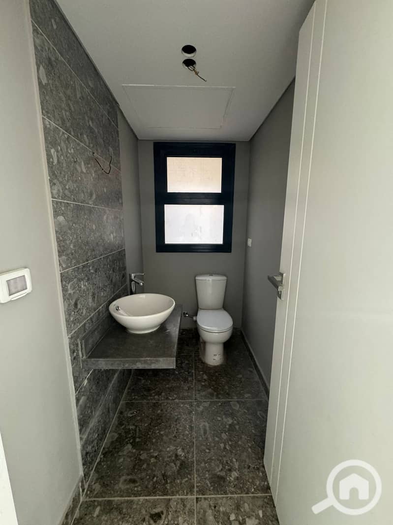 2 WhatsApp Image 2025-12-23 at 12.34. 07 PMسسش. jpeg