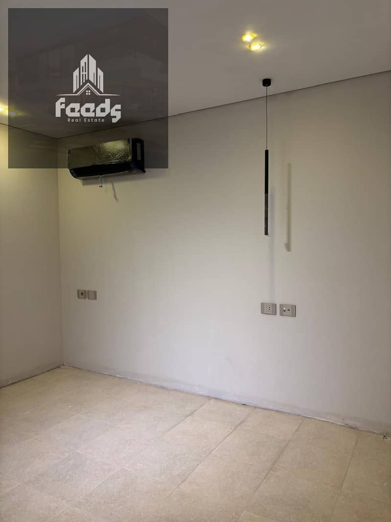 4 WhatsApp Image 2025-12-23 at 2.05. 07 PM (1). jpeg