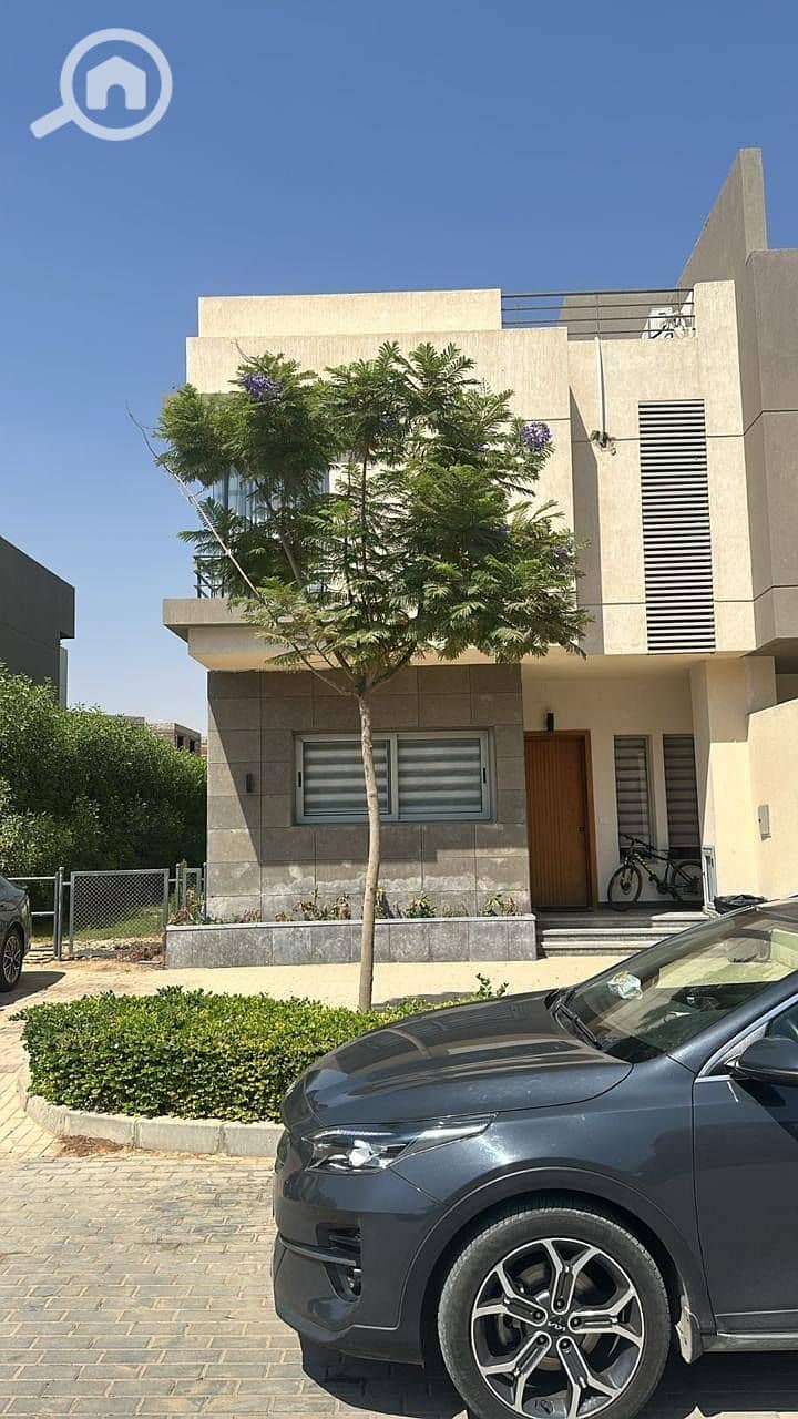 9 584878405_122132135990957829_6171509262143540843_n. jpg