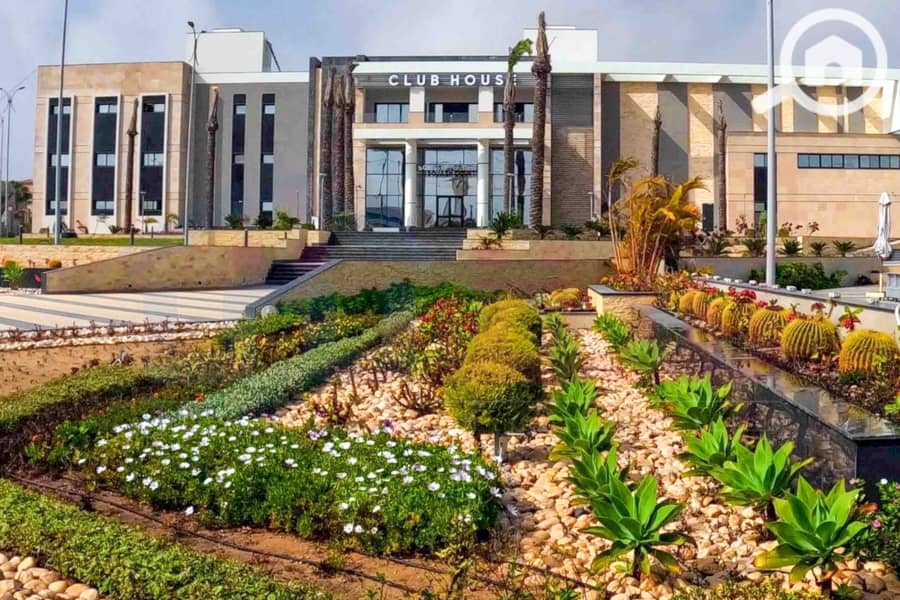 9 WhatsApp Image 2025-12-23 at 13.41. 57 (1). jpg