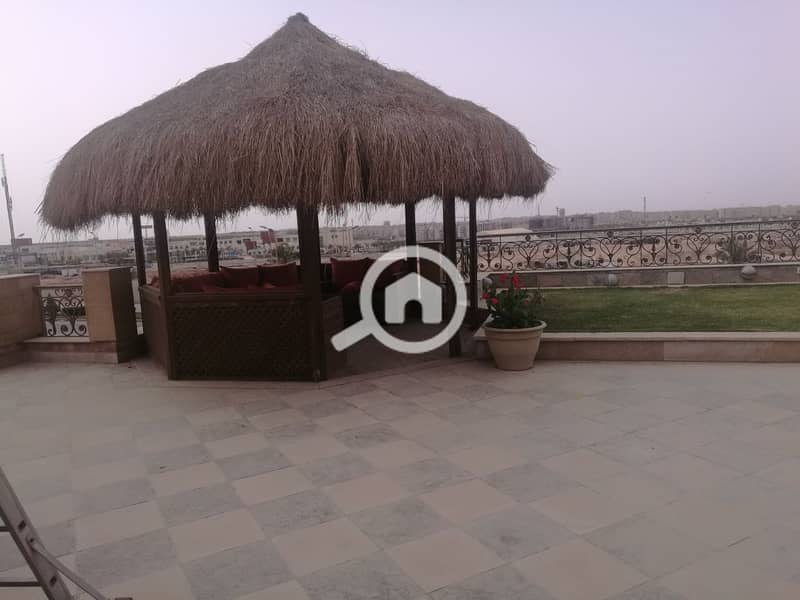 8 78159f17-699e-49b1-a683-83df2a311cc2. jpeg