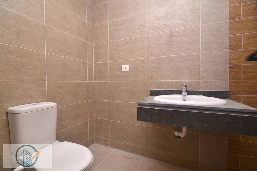 3 WhatsApp Image 2025-12-24 at 12.11. 06 (2). jpeg