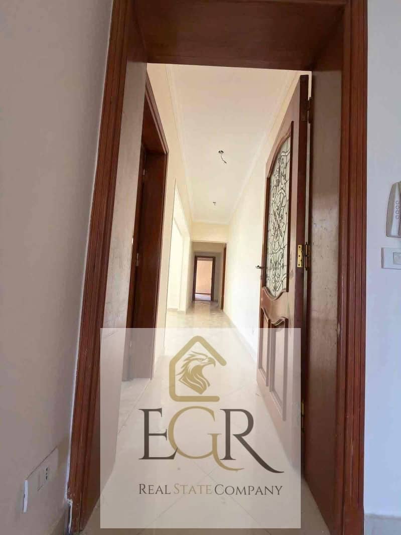 2 9c3bfd1c-448a-4a6e-aff4-cae0220c4d66. jpg