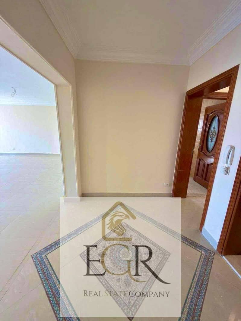 15 76bfd09d-99a5-47ea-b175-b7ee0877b358. jpg