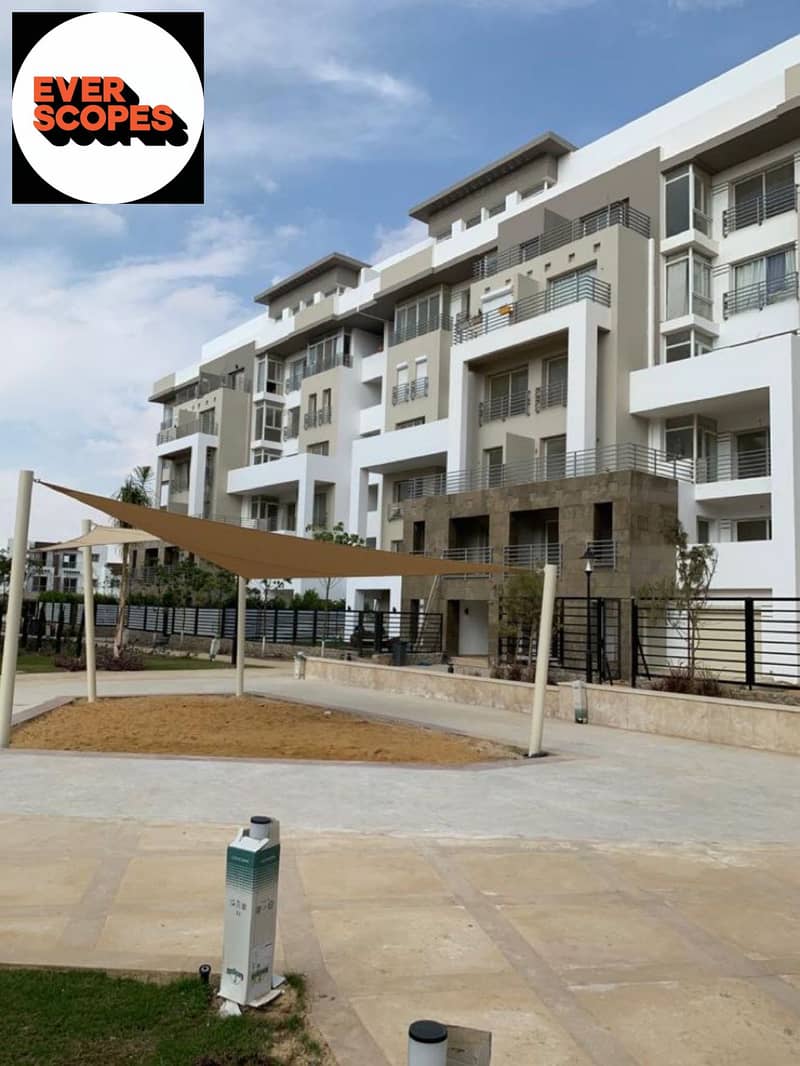 6 Hyde park new cairo live photos _page-0018. jpg