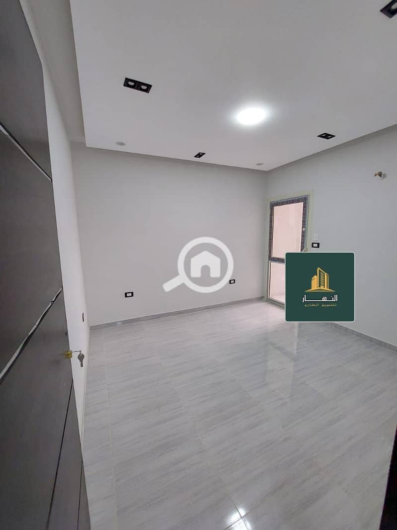 5 صورة واتساب بتاريخ 2025-10-07 في 14.57. 02_8e0d9ad6. jpg