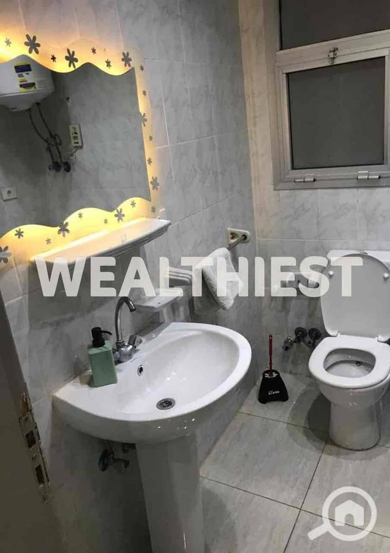 11 ed53e9dd-63a0-45f6-ac80-df030aa93f6e. jpg