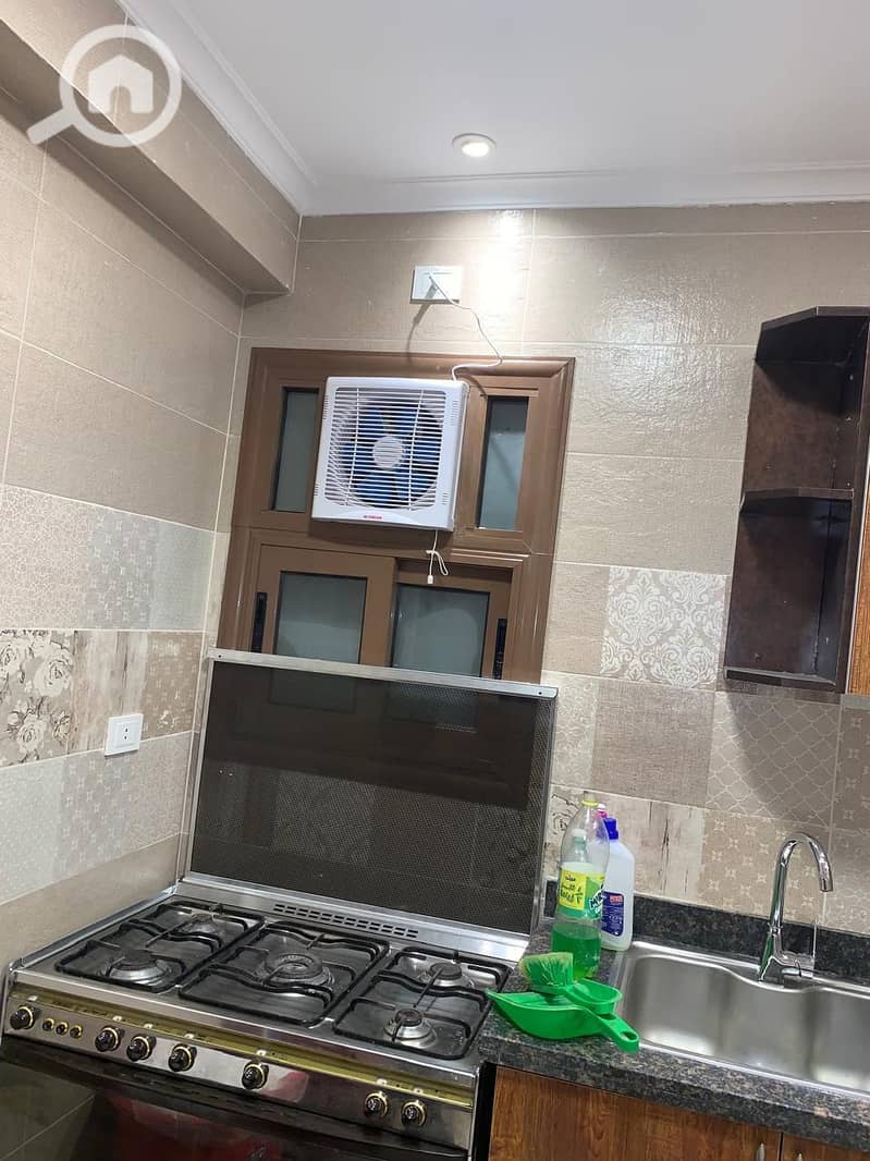 7 8567ec70-f8d8-40a1-afe4-95e6a0a08c50. jpeg