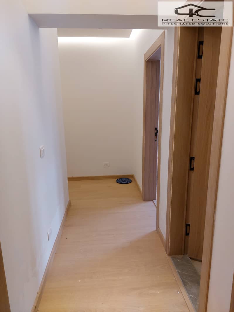 4 WhatsApp Image 2025-12-24 at 12.28. 32 PM (1). jpeg