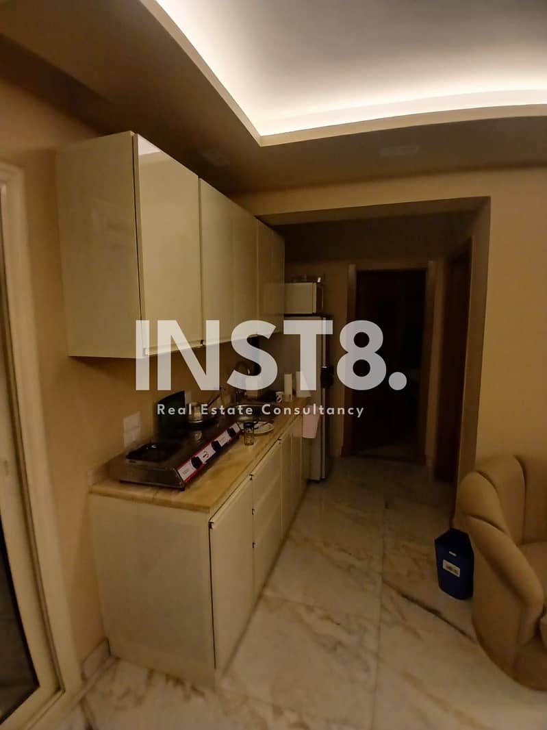 5 03760a07-ae30-42d9-8e2c-a8b4cd55d4f4. jpg