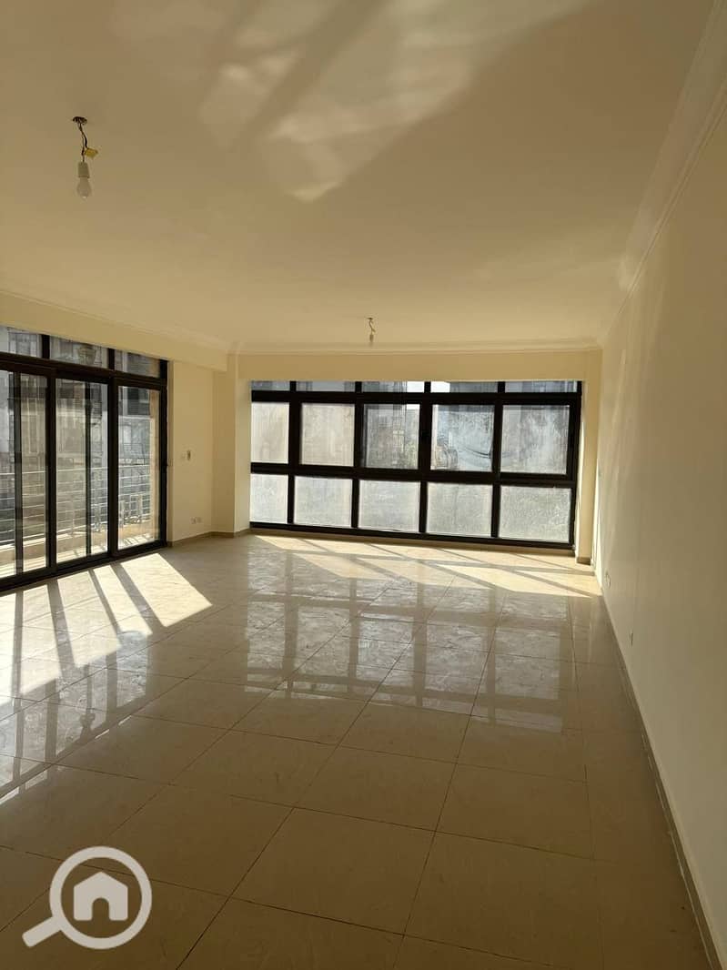 4 604375751_1580507563026553_2509600149737373225_n. jpg