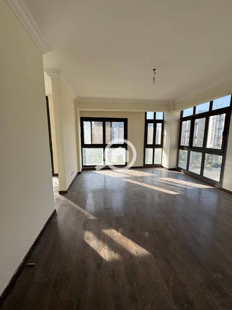 14 605335976_1580507929693183_2460391747342039105_n. jpg