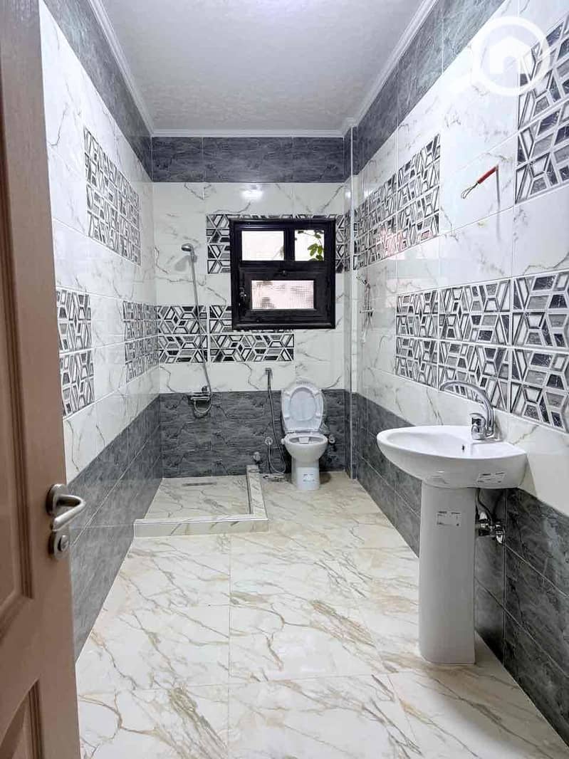 3 3c3066e8-3c47-4378-bda2-eb7bb14fcc4b. jpg