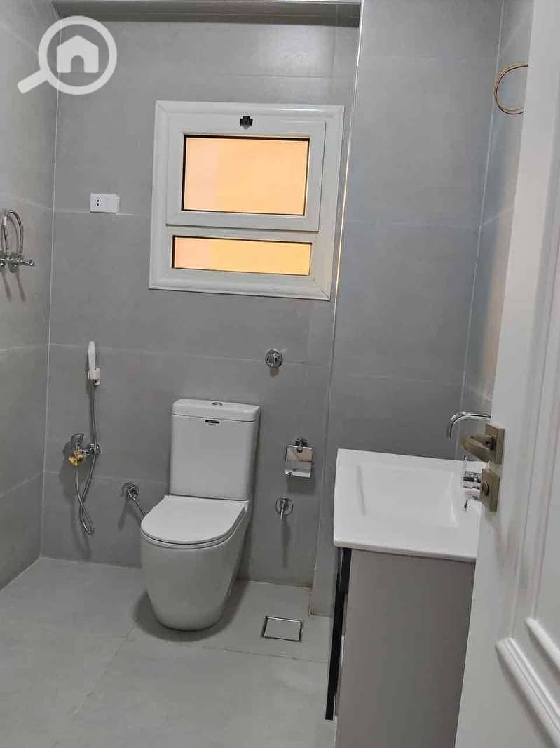 9 5421182e-8b3e-4005-99f3-cd251a59b7c3. jpg