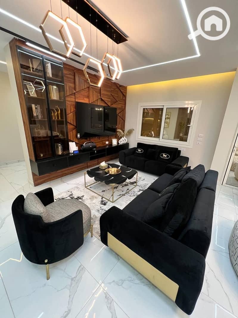 7 b161414f-196e-4789-861c-122fc6f8f43d. jpeg