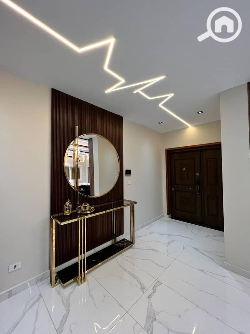 12 1cb32f39-33a8-4e5d-89db-72a2e55e7ff9. jpeg