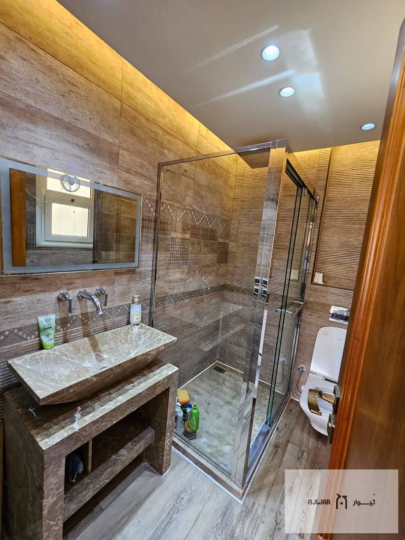 2 a4d08939-2af6-4e86-88ff-558e7741e136. jpg