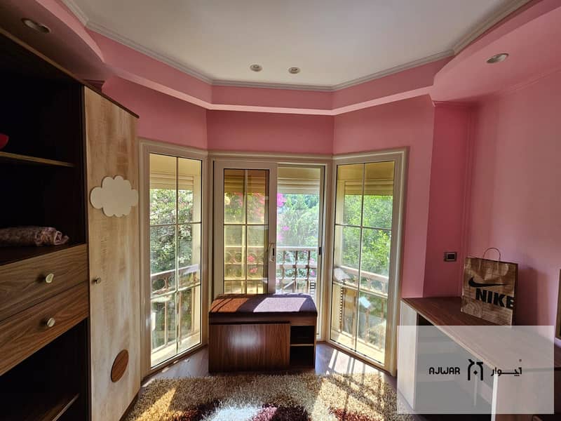 5 5b216190-0505-4f13-8d72-e8f400cb64c1. jpg