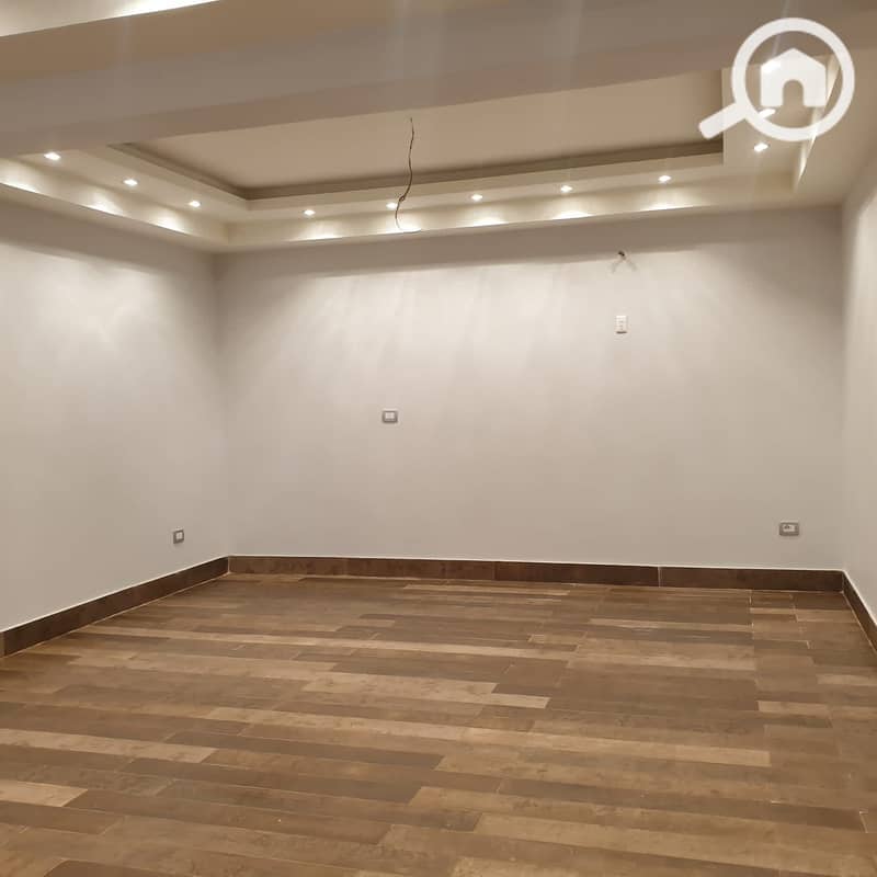 20 WhatsApp Image 2025-12-21 at 13.48. 04 (1). jpeg