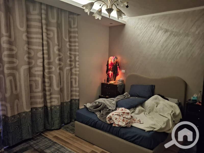 3 26c6bedf-65f7-4a85-8350-9f60fd7913d6. jpeg