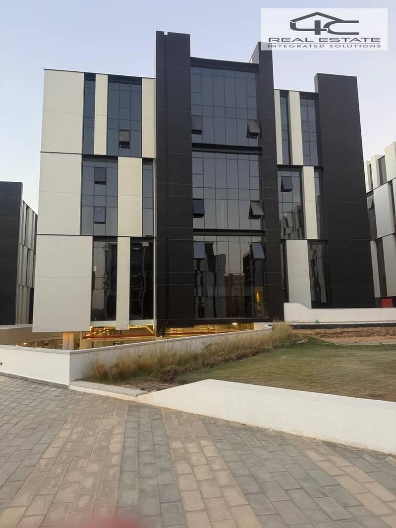 2 WhatsApp Image 2025-05-28 at 12.42. 16 PM. jpeg