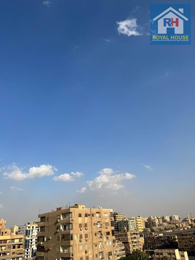 2 f4ba8b53-86ab-417d-a161-249cef76f8bc. jpg