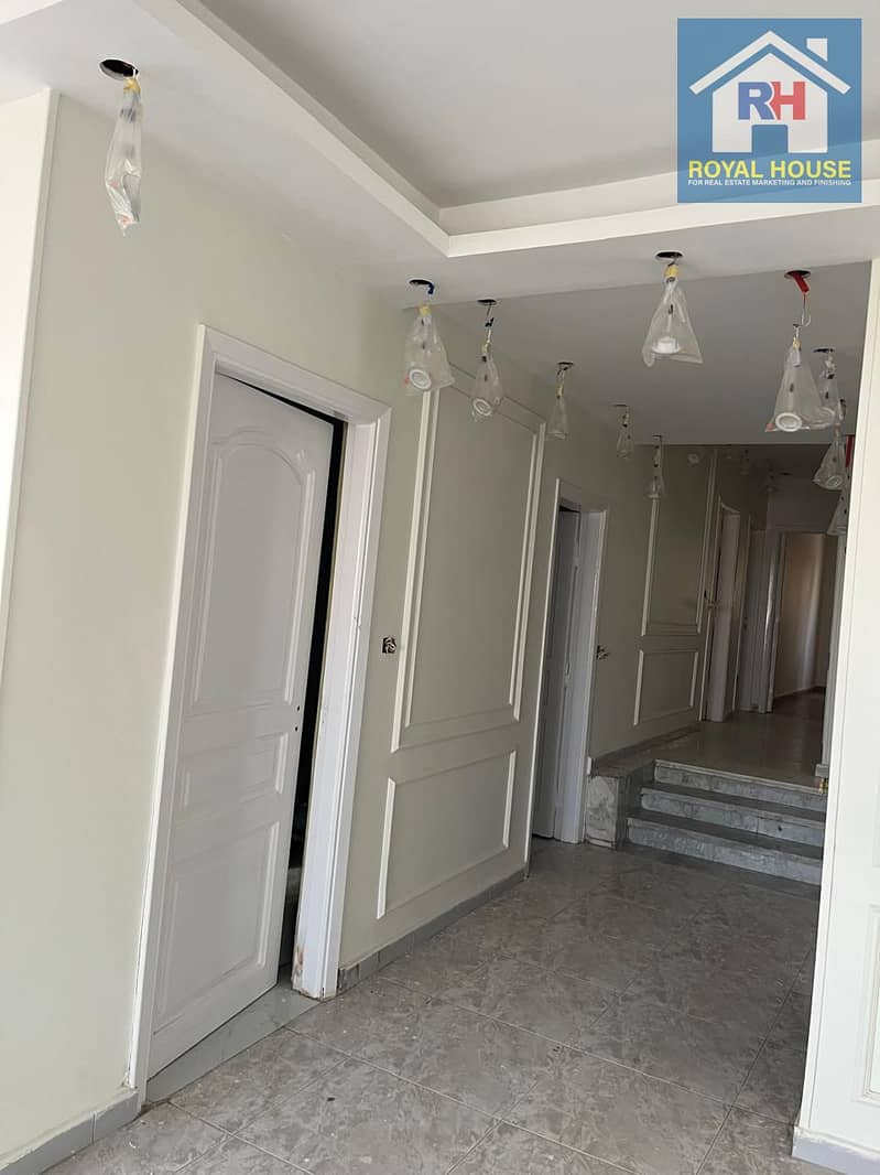 4 16da4a32-42c3-47bb-ba5e-b699bb2bd636. jpg