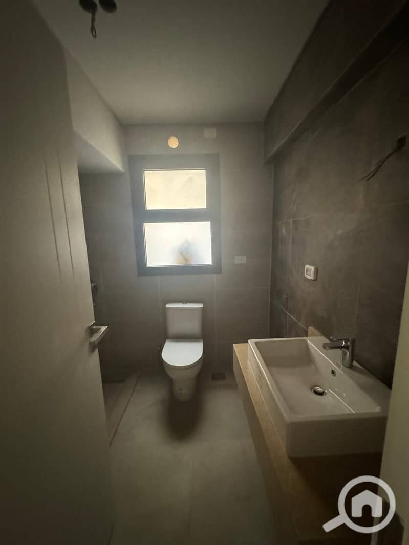 11 WhatsApp Image 2025-08-03 at 13.44. 28_a418a18e. jpg