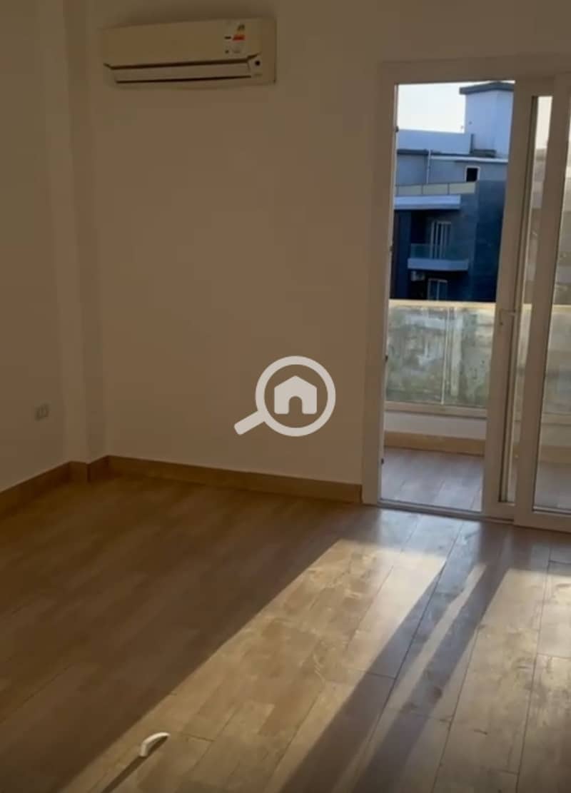 8 WhatsApp Image 2025-12-24 at 12.55. 53 PM. jpeg