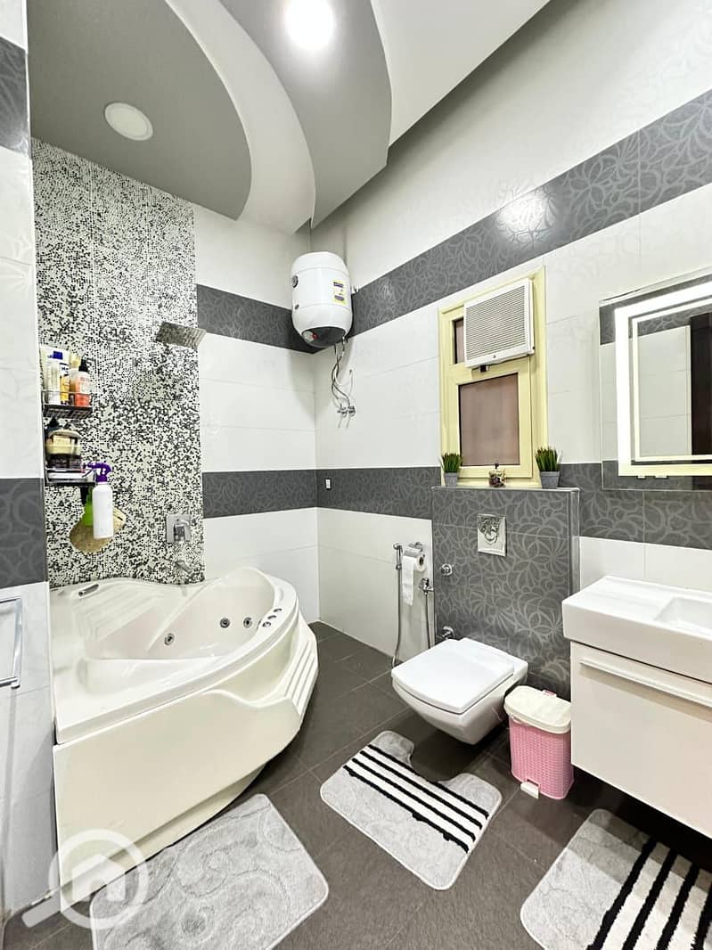 7 WhatsApp Image 2025-12-17 at 19.19. 49. jpeg