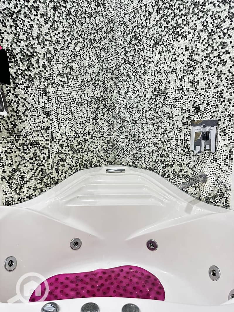 12 WhatsApp Image 2025-12-17 at 19.20. 19. jpeg