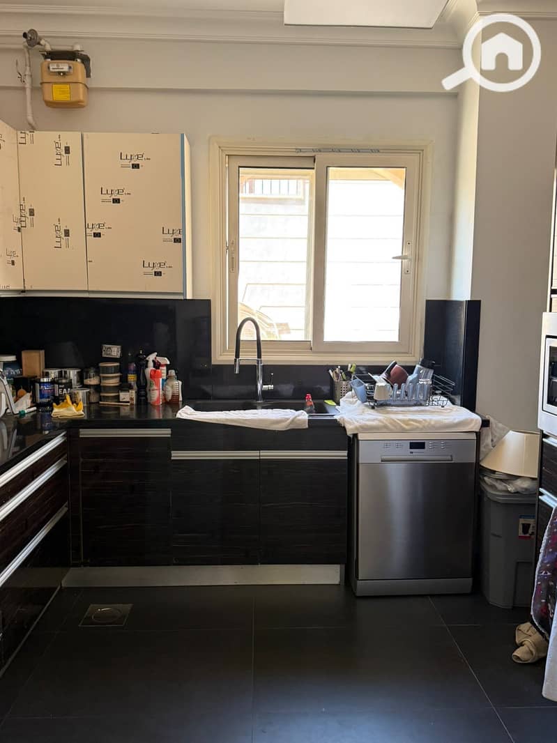 5 627d4a8b-cf54-4c70-803f-7e3141939248. jpeg