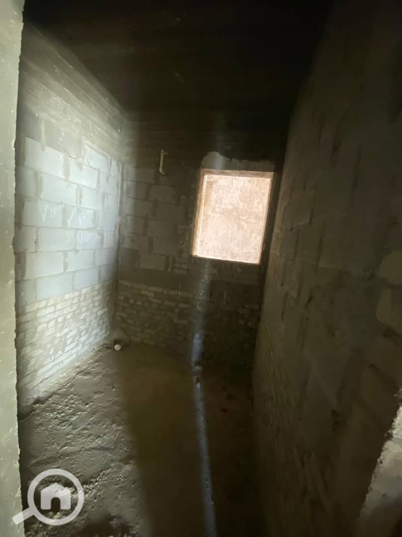 32 WhatsApp Image 2025-12-18 at 17.30. 31. jpeg