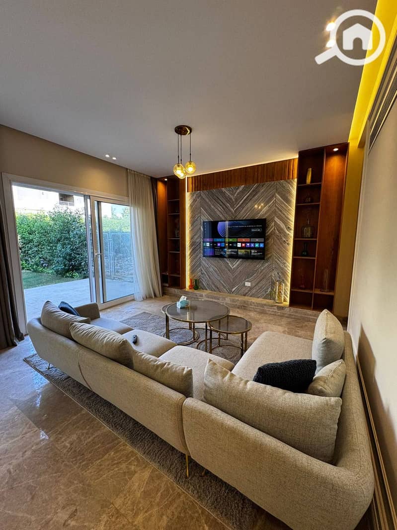 10 579108322_122260900904241397_992913720261069153_n. jpg