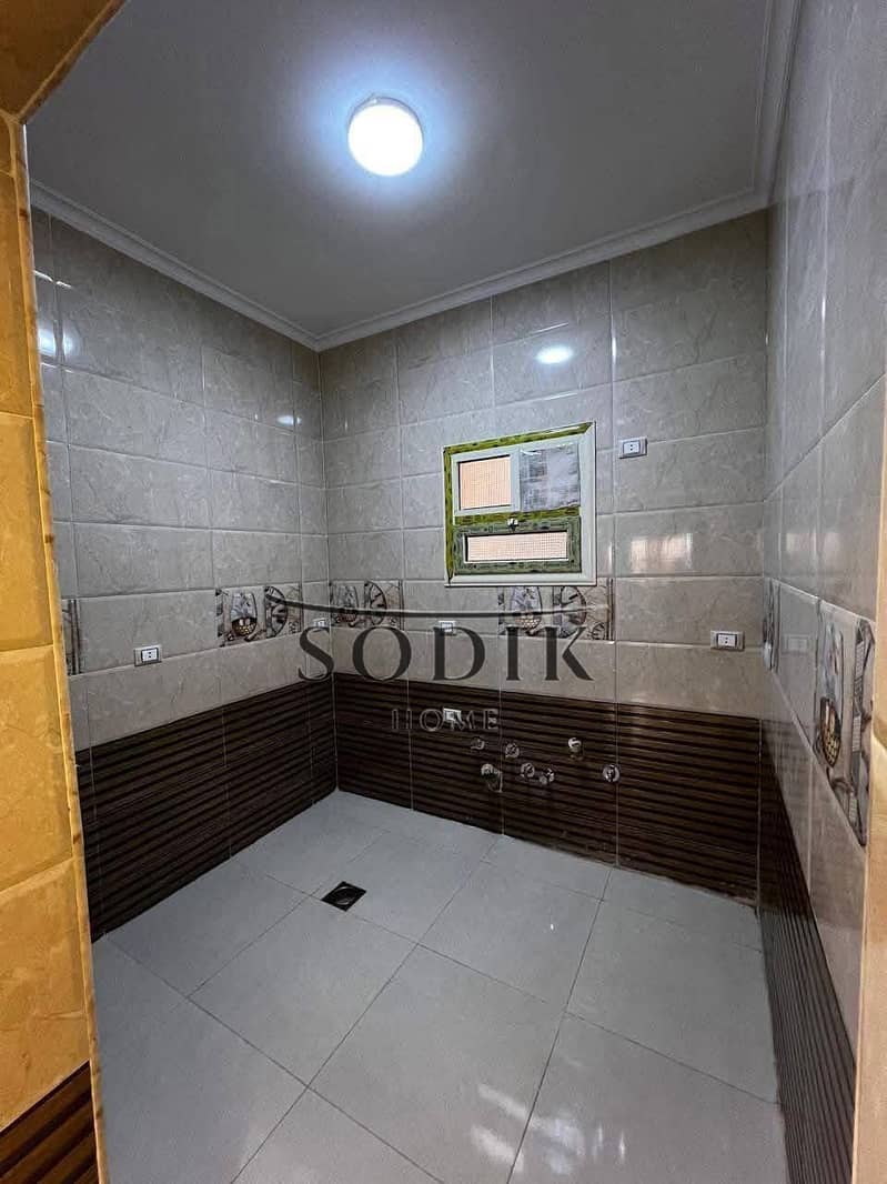 6 WhatsApp Image 2025-11-14 at 1.43. 39 PM (2). jpeg