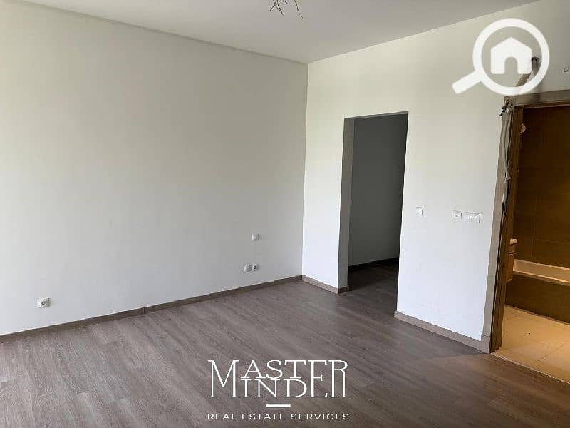 8 WhatsApp Image 2025-08-19 at 15.46. 21 (1). jpg