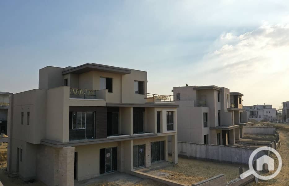 4 377bec7f-d2da-4097-b08d-dd0fe298243a. jpg