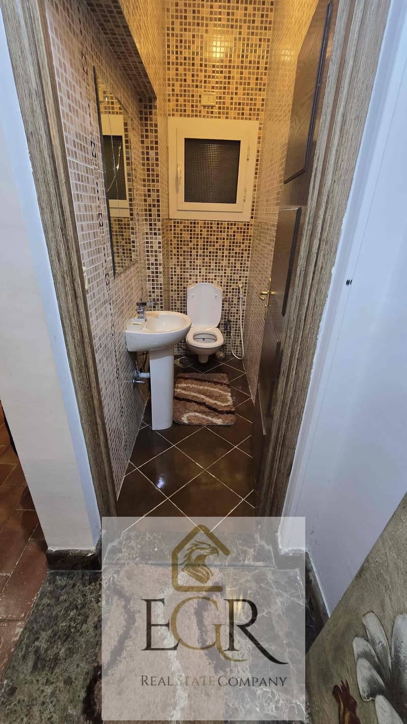 13 2a4a46ef-ce9e-45fa-9c82-54994f69b16c. jpg