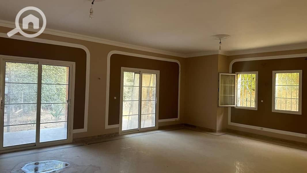 12 689ee6cb-add5-400f-b3af-6afaffc1511c. jpeg