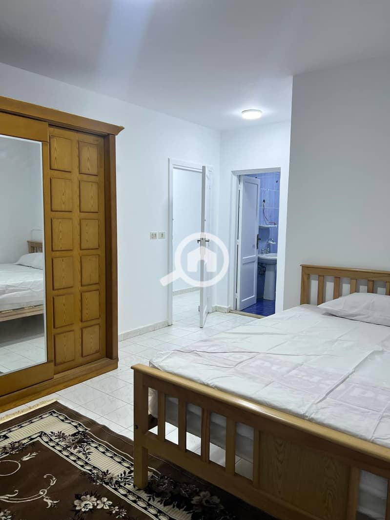 5 9fe349f3-aa49-4e77-afb7-af75c57b1c51. jpeg