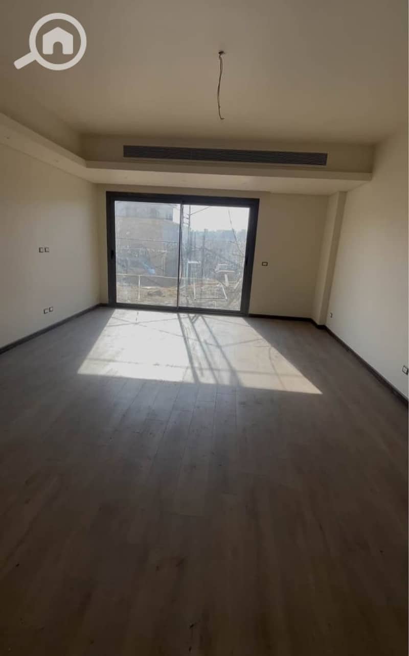 4 WhatsApp Image 2025-12-14 at 5.49. 45 PM (1). jpeg